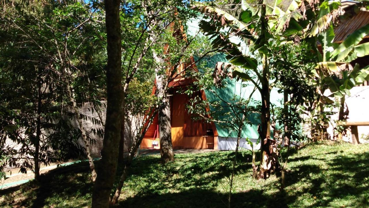 Chalé - Refugio dos Pássaros Campos do Jordão Esterno foto
